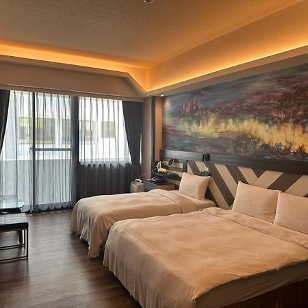 Weifeng Boutique Business Hotel - Zhanqian Branch Pingtung Екстер'єр фото