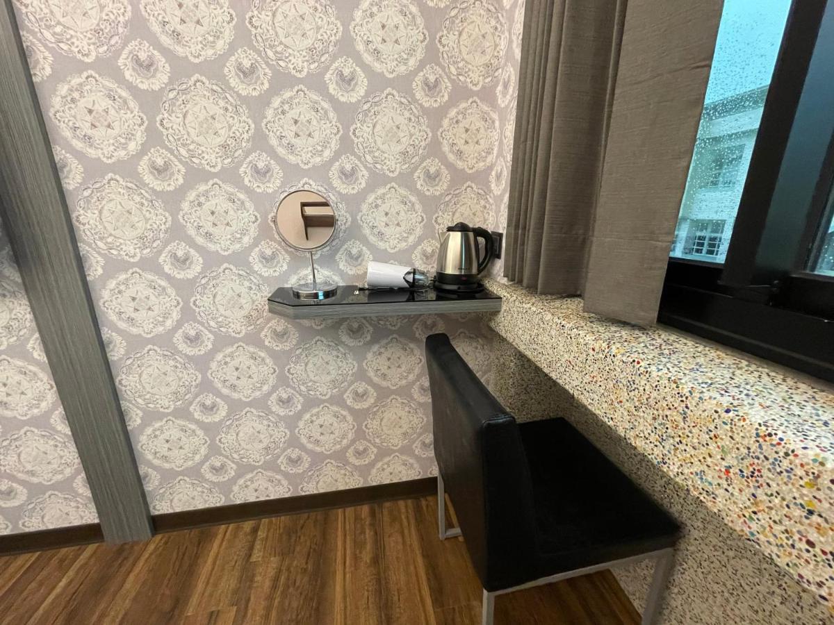 Weifeng Boutique Business Hotel - Zhanqian Branch Pingtung Екстер'єр фото